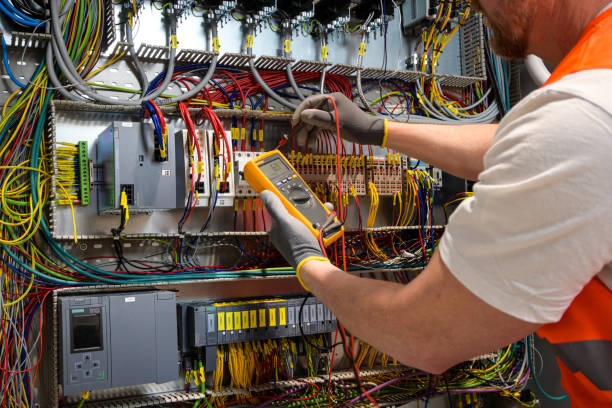 Best Emergency Electrical Repair  in Oak Grove, LA